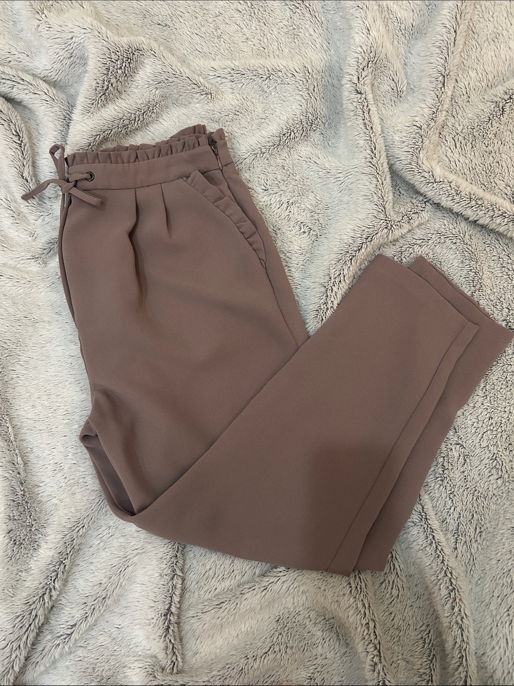 Topshop Women's high rise pants in taupe